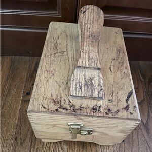 Vintage Wooden Esquire Shoe Valet De Luxe Shoe Shine Box Kit w/ Brushes & Polish